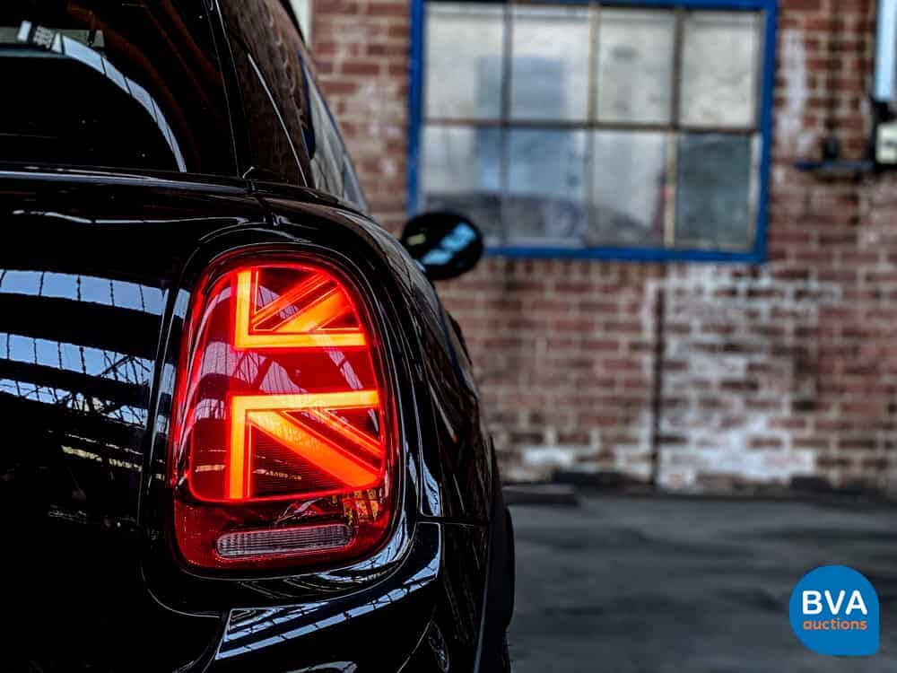 Mini-Cooper 2.0 John Cooper Works (JCW) Chile 231 PS 2016 F56, G-661-FG.