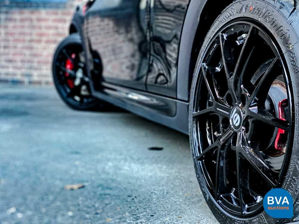 Mini-Cooper 2.0 John Cooper Works (JCW) Chile 231 PS 2016 F56, G-661-FG.