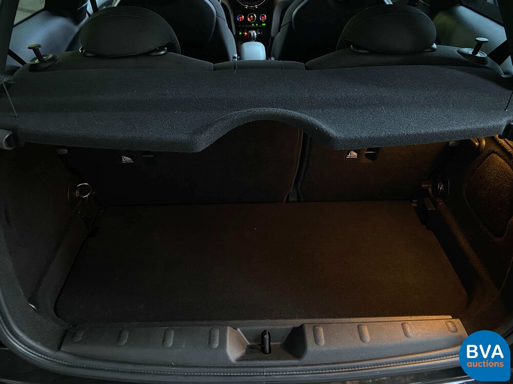 Mini-Cooper 2.0 John Cooper Works (JCW) Chile 231 PS 2016 F56, G-661-FG.