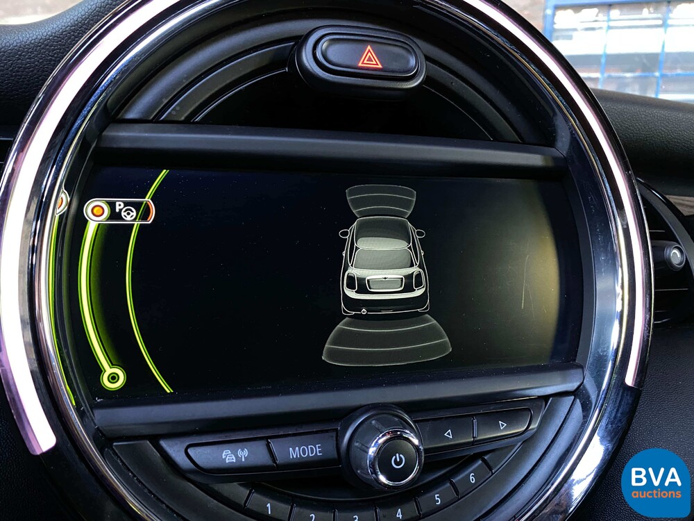 Mini-Cooper 2.0 John Cooper Works (JCW) Chile 231 PS 2016 F56, G-661-FG.