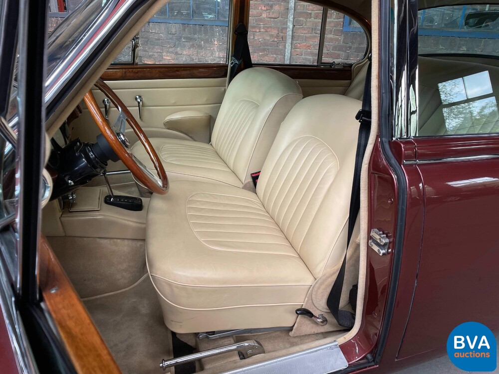 Jaguar MKII 3.8 Automatik 220 PS MK2 1962, AR-15-01.