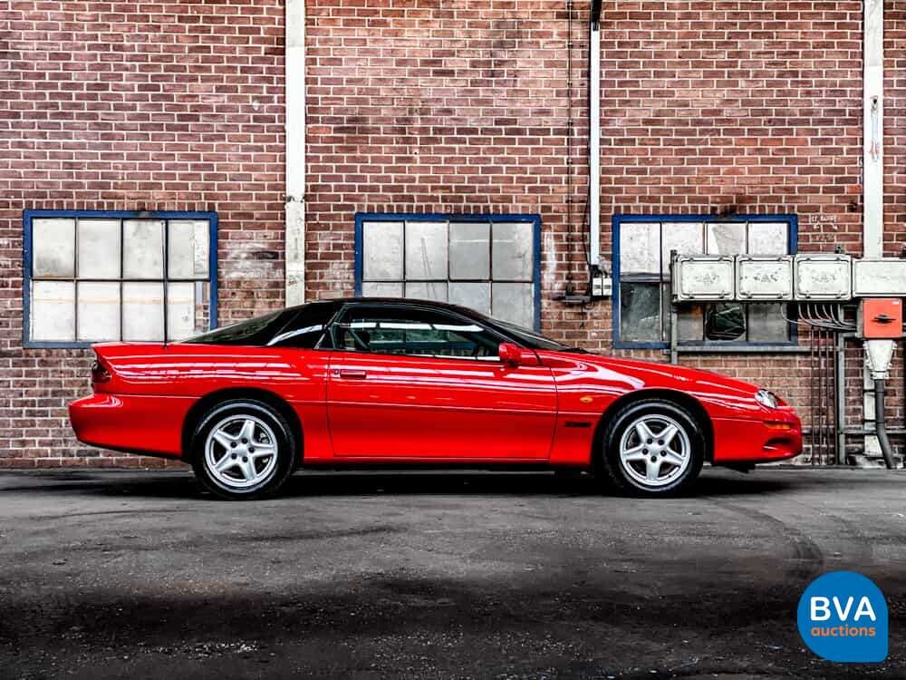 Chevrolet Camaro Z28 LS1 5.7L V8 288hp 1998.