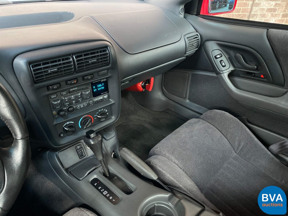 Chevrolet Camaro Z28 LS1 5.7L V8 288hp 1998.