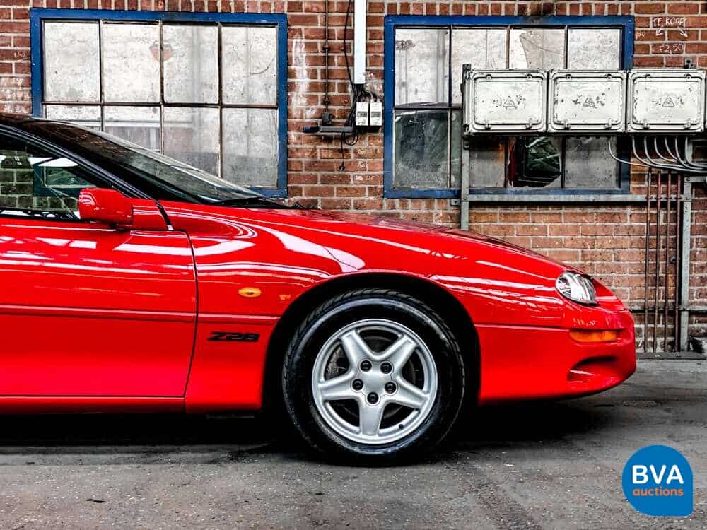 Chevrolet Camaro Z28 LS1 5.7L V8 288hp 1998.