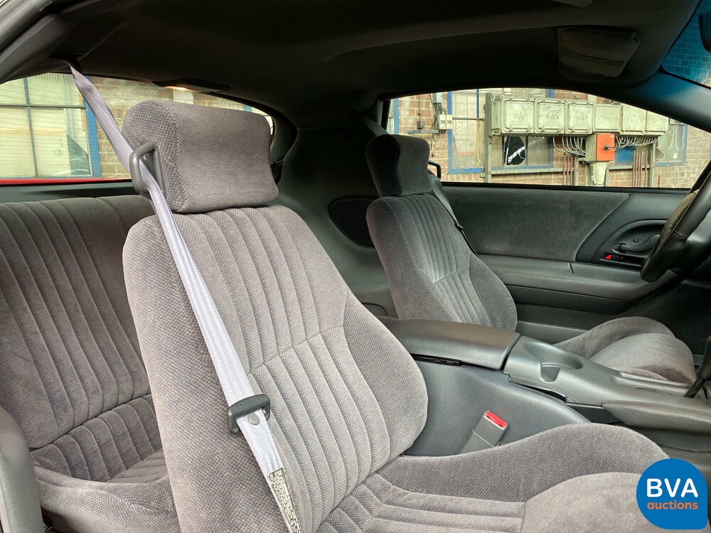 Chevrolet Camaro Z28 LS1 5.7L V8 288hp 1998.