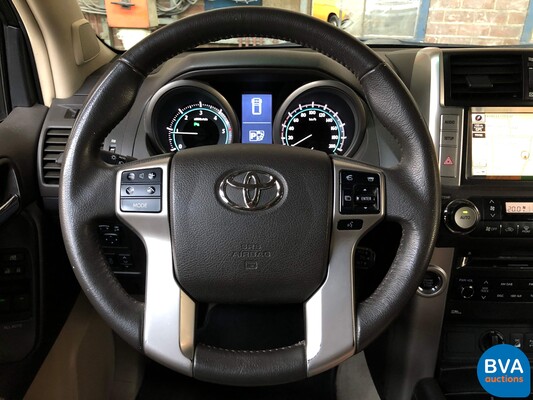 Toyota Land Cruiser 3-Türer 3.0 D-4D VX Automatik 2010, 01-LHF-8.