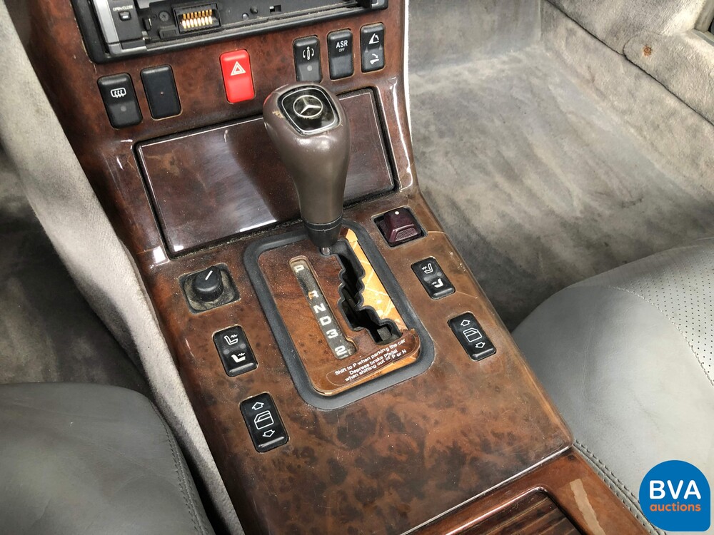 Mercedes-Benz SL600 6.0 V12 R129 1995