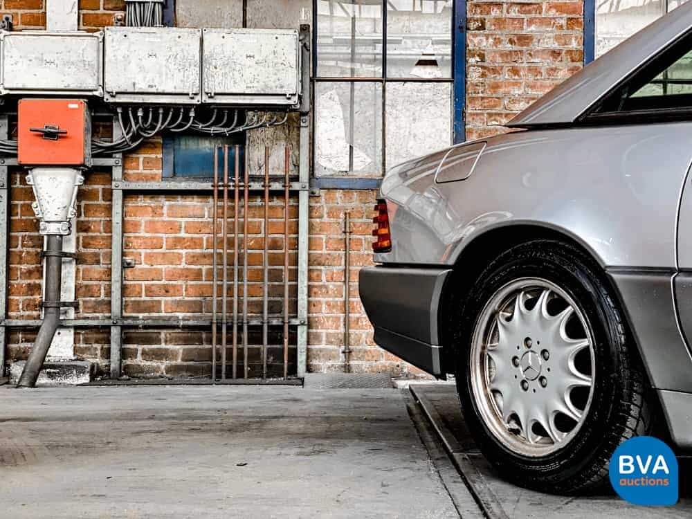 Mercedes-Benz SL600 6.0 V12 R129 1995