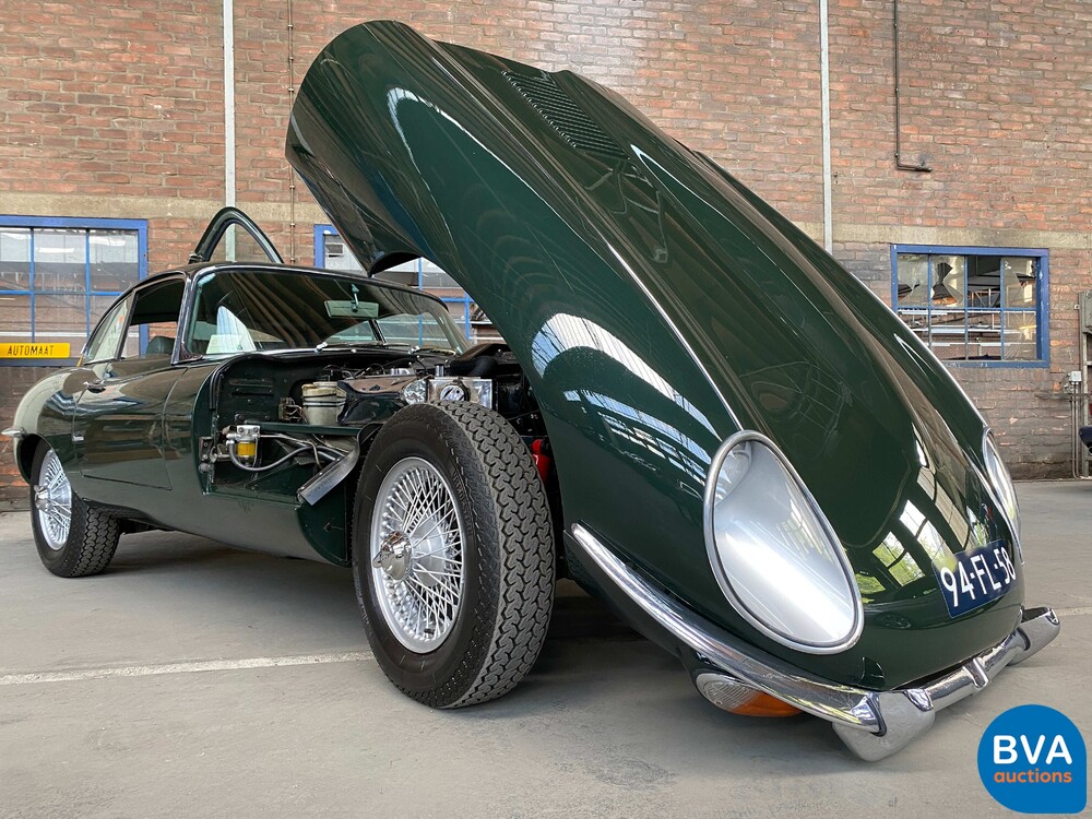 Jaguar E-Typ 4.2 Series II Fixed Head Coupe 265 PS 1976, -Org NL- 94-FL-58.