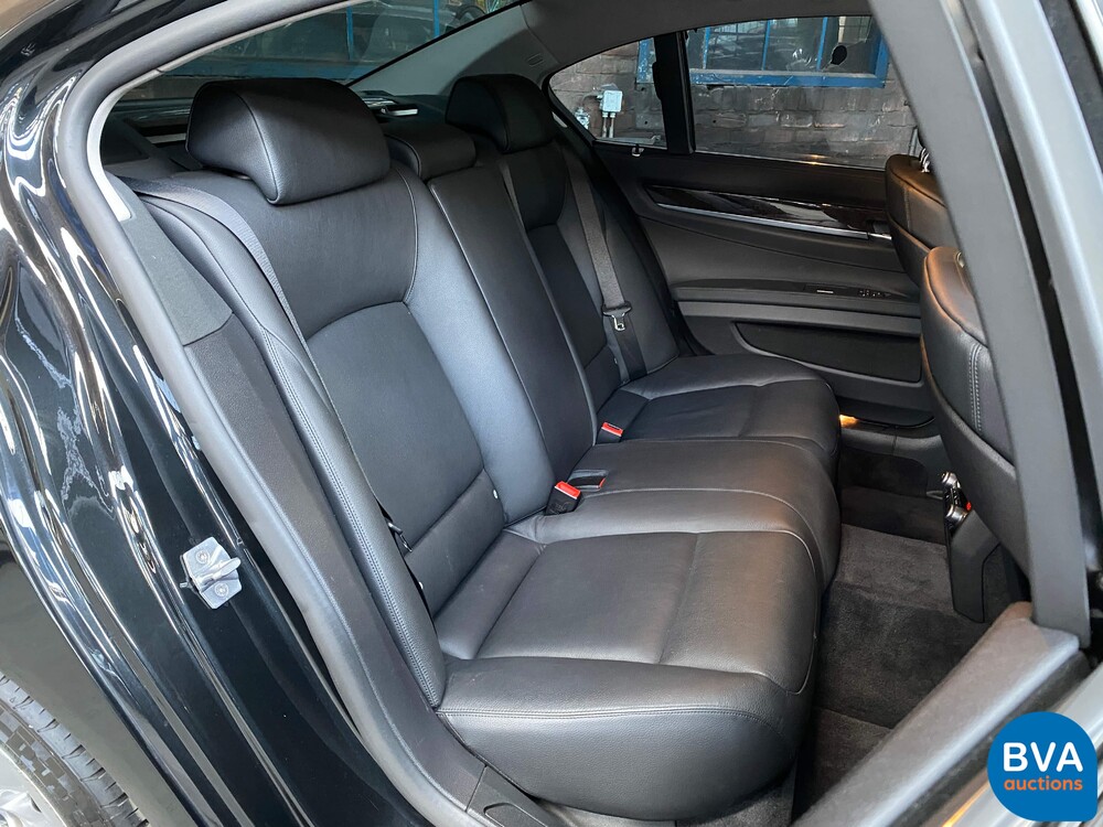 BMW Aktivhybrid 7 4.4 V8 F04 7er 465 PS 2011.