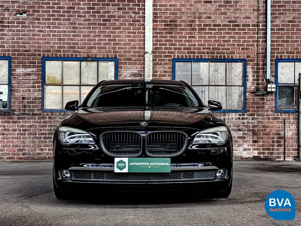 BMW Aktivhybrid 7 4.4 V8 F04 7er 465 PS 2011.