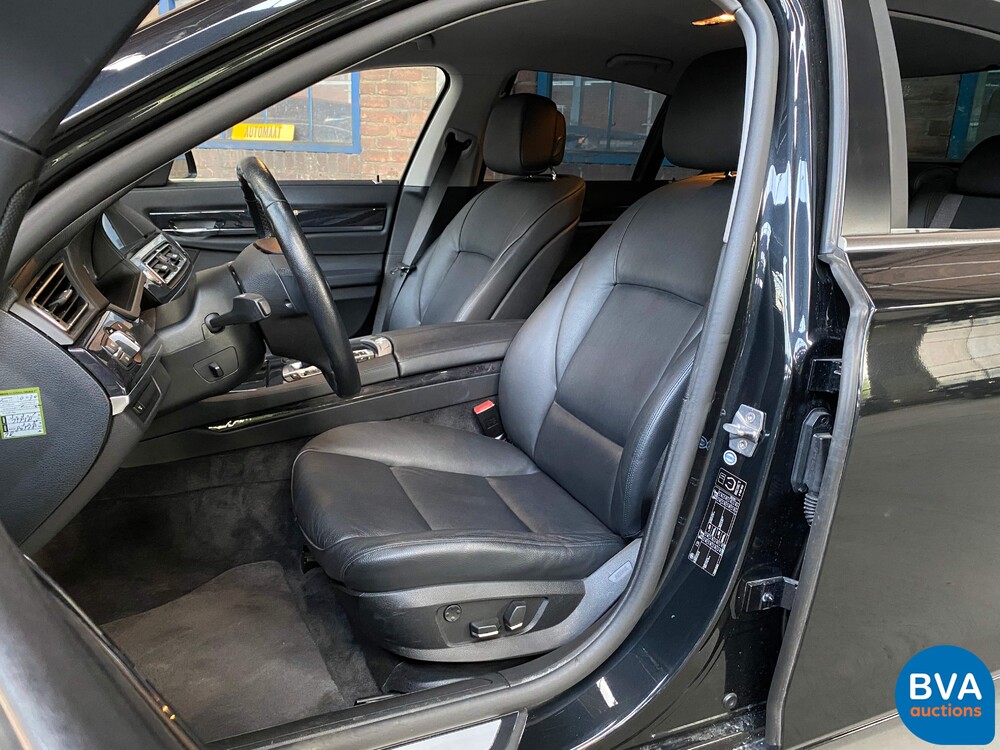 BMW Aktivhybrid 7 4.4 V8 F04 7er 465 PS 2011.
