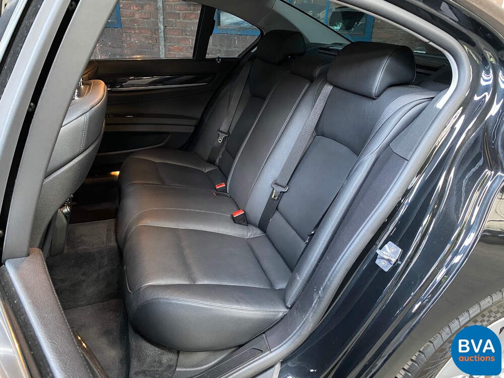 BMW Aktivhybrid 7 4.4 V8 F04 7er 465 PS 2011.