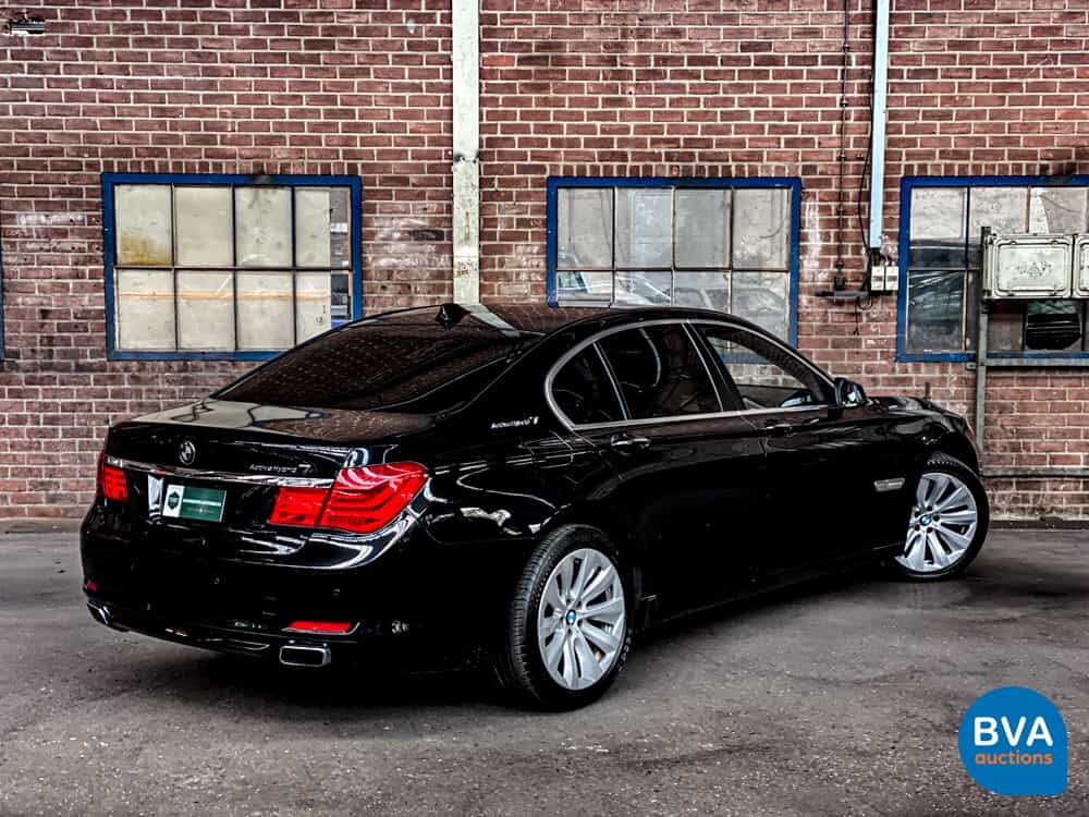 BMW Aktivhybrid 7 4.4 V8 F04 7er 465 PS 2011.