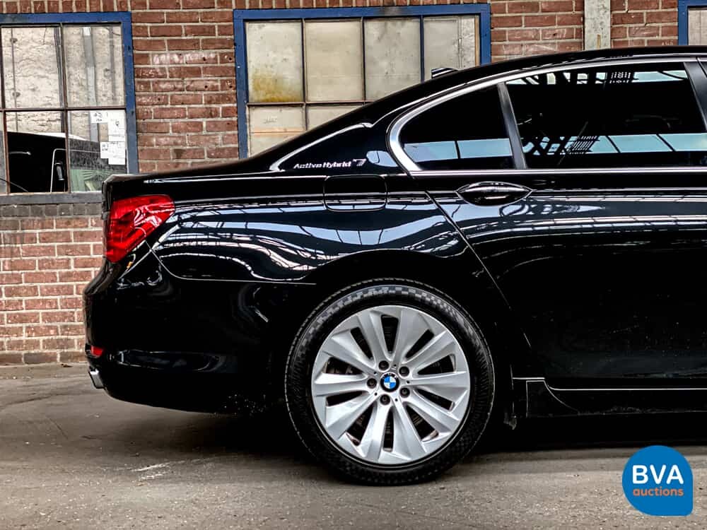 BMW Aktivhybrid 7 4.4 V8 F04 7er 465 PS 2011.
