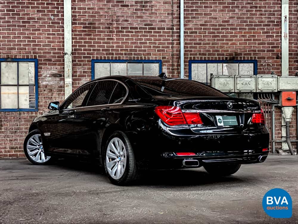 BMW Aktivhybrid 7 4.4 V8 F04 7er 465 PS 2011.