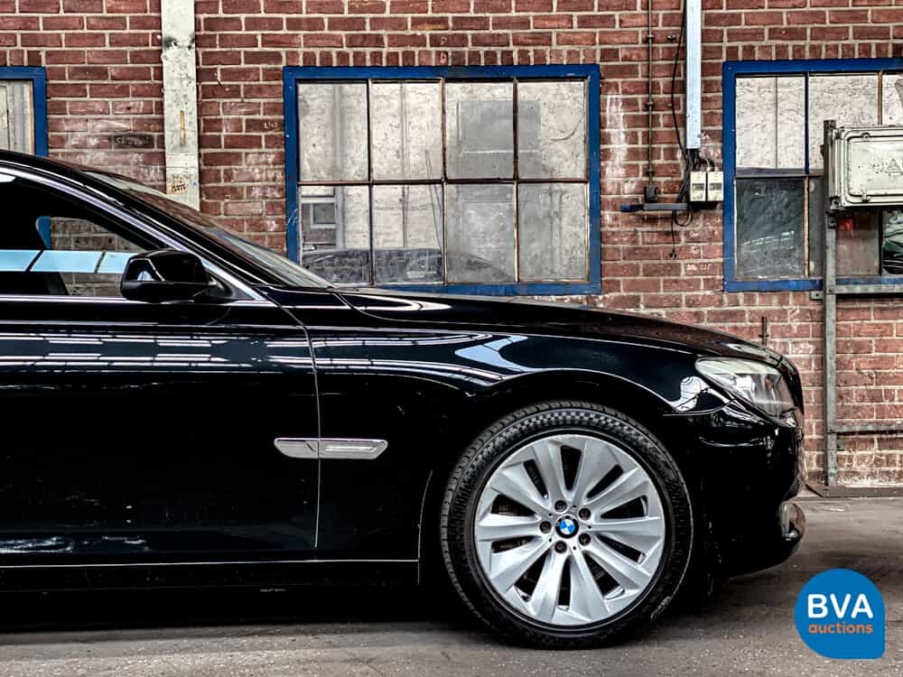 BMW Aktivhybrid 7 4.4 V8 F04 7er 465 PS 2011.