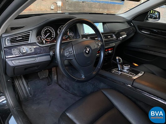 BMW Aktivhybrid 7 4.4 V8 F04 7er 465 PS 2011.