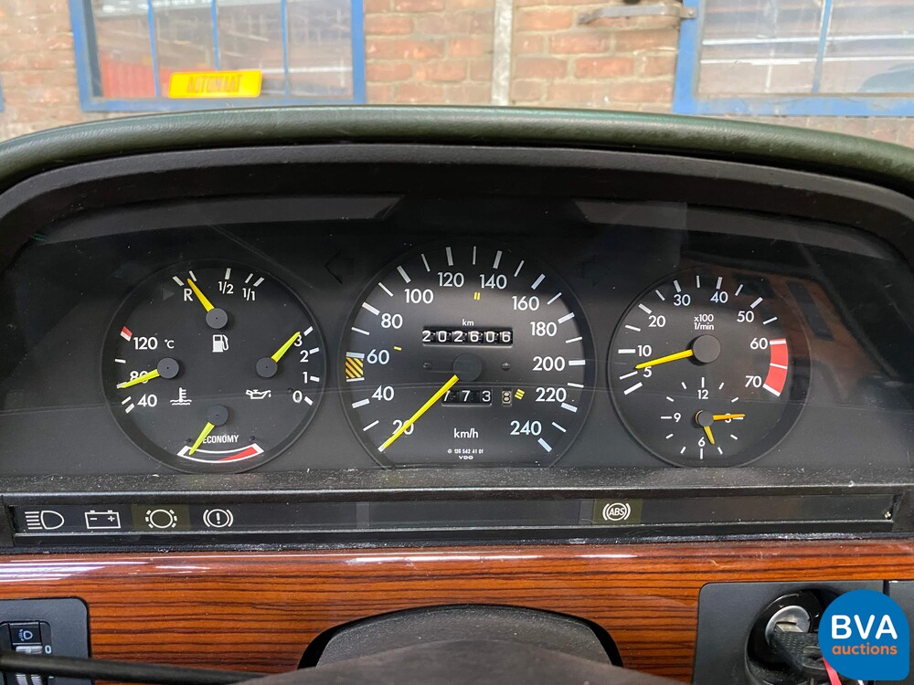 Mercedes-Benz 500SEC 231hp S-Class 1983, 27-ZR-XV.