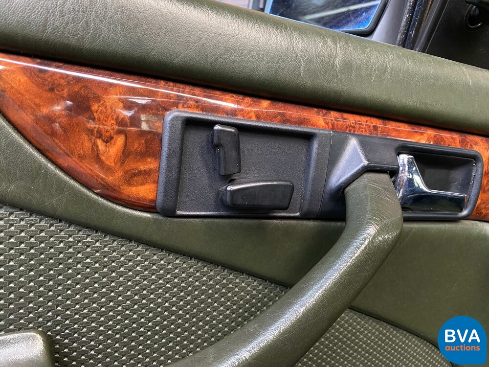 Mercedes-Benz 500SEC 231hp S-Class 1983, 27-ZR-XV.