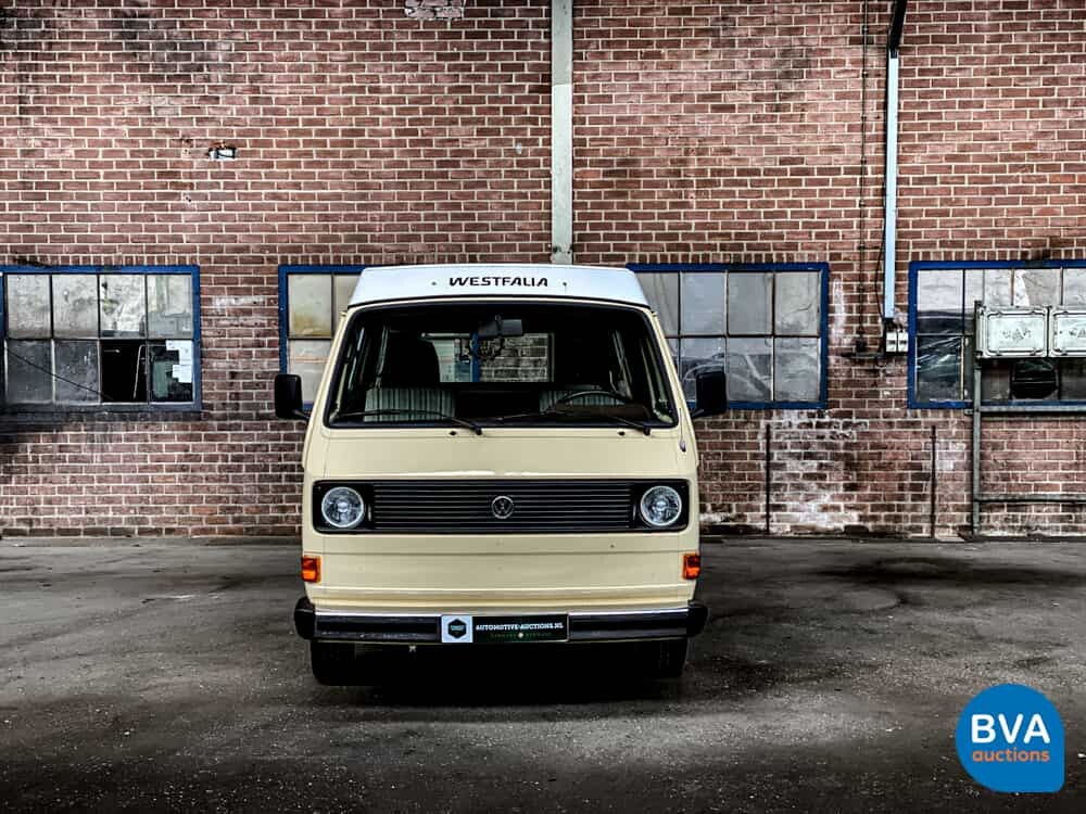 Volkswagen T3 Westfalia Camper Transporter 1982, J-680-JT.