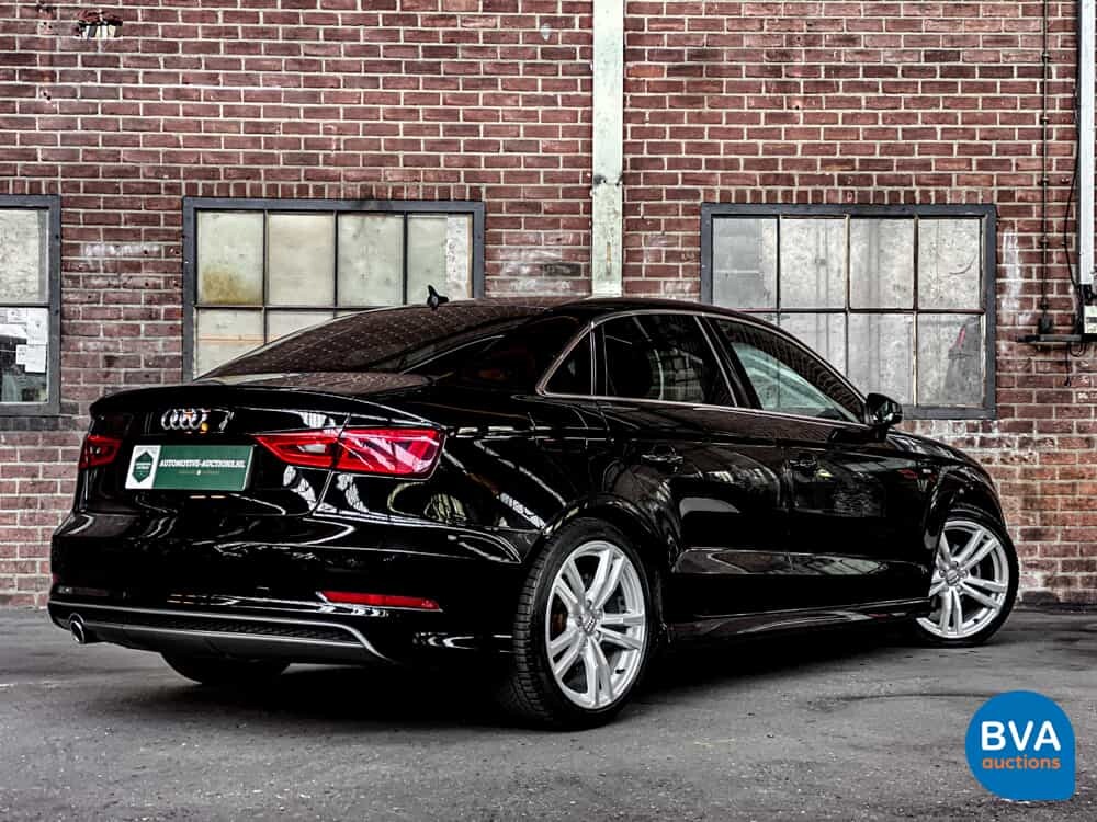 Audi A3 Limousine 1.6 TDI Adrenaline Sport S-line 110pk 2016, -Origineel NL-, JT-348-Z