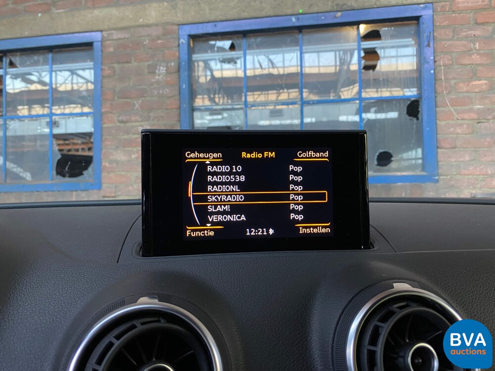 Audi A3 Limousine 1.6 TDI Adrenaline Sport S-line 110pk 2016, -Origineel NL-, JT-348-Z