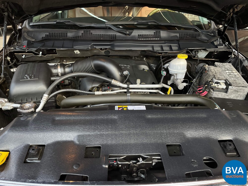 Dodge RAM 1500 Crew Cab 5.7L V8 Longhorn 401 PS 2017, -Org NL- V-737-JX.