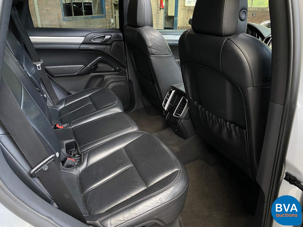 Porsche Cayenne 3.0 S Hybrid 380 PS 2010, -Org NL- 02-NFG-6.