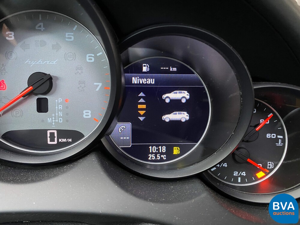 Porsche Cayenne 3.0 S Hybrid 380 PS 2010, -Org NL- 02-NFG-6.