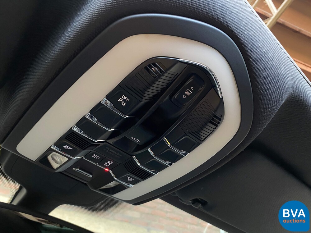 Porsche Cayenne 3.0 S Hybrid 380 PS 2010, -Org NL- 02-NFG-6.