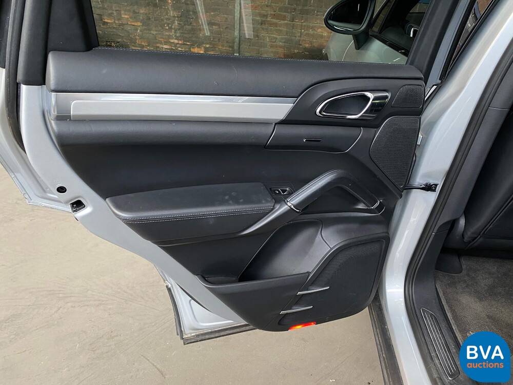Porsche Cayenne 3.0 S Hybrid 380 PS 2010, -Org NL- 02-NFG-6.