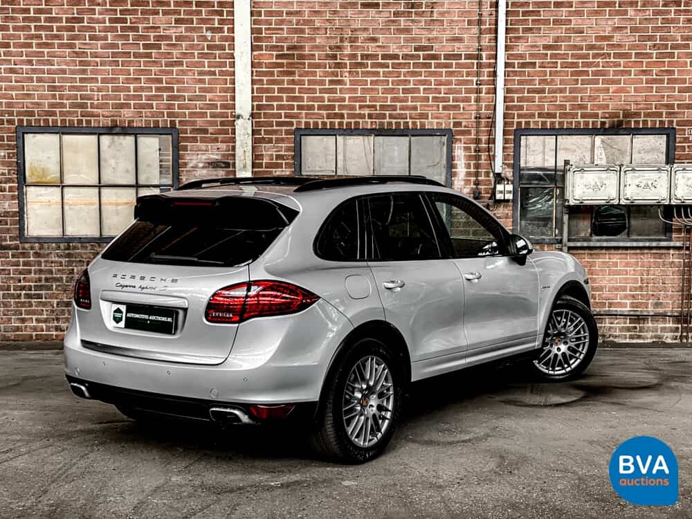 Porsche Cayenne 3.0 S Hybrid 380 PS 2010, -Org NL- 02-NFG-6.