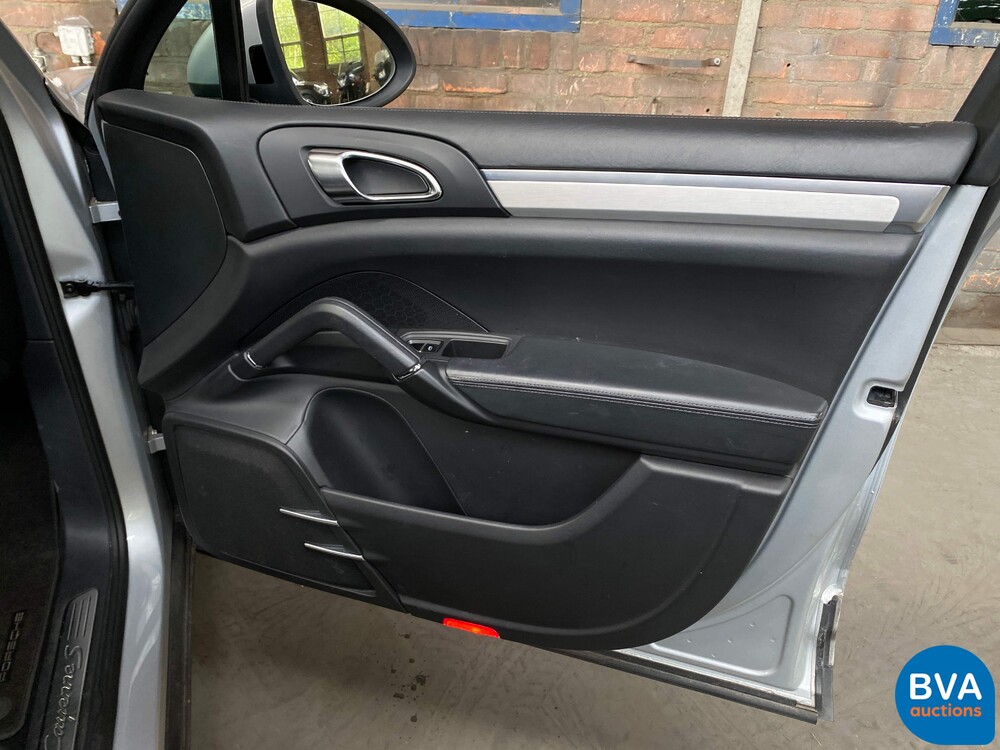 Porsche Cayenne 3.0 S Hybrid 380 PS 2010, -Org NL- 02-NFG-6.