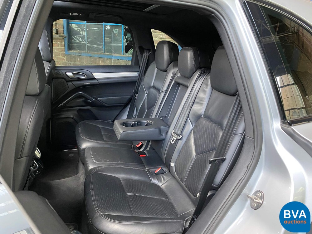 Porsche Cayenne 3.0 S Hybrid 380 PS 2010, -Org NL- 02-NFG-6.