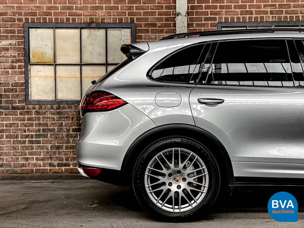 Porsche Cayenne 3.0 S Hybrid 380 PS 2010, -Org NL- 02-NFG-6.