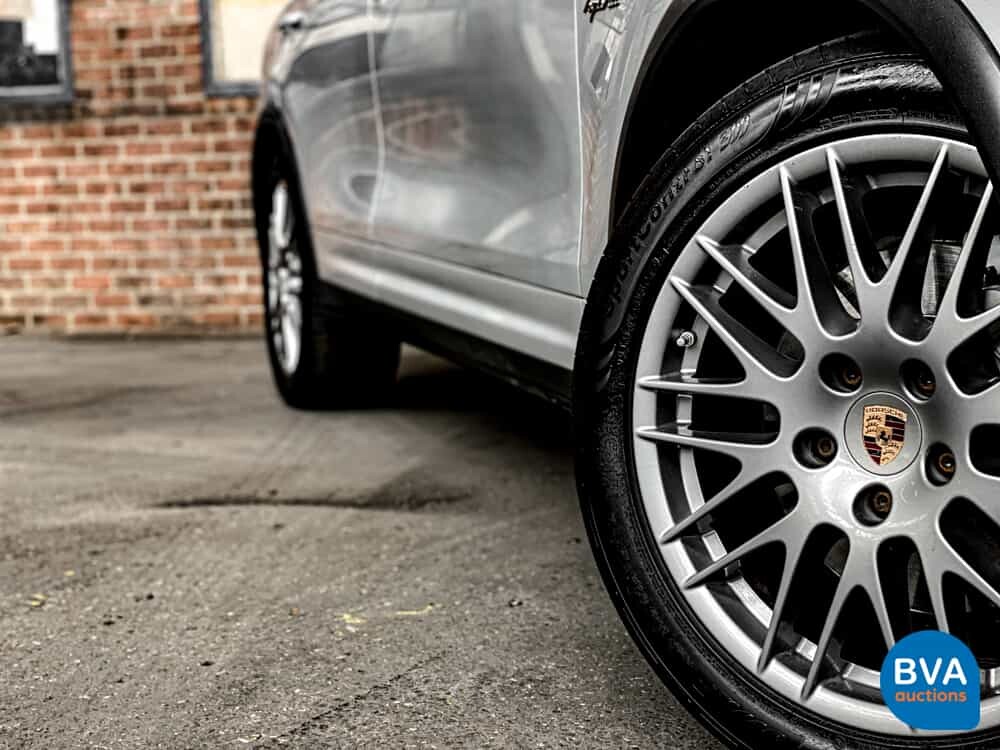 Porsche Cayenne 3.0 S Hybrid 380 PS 2010, -Org NL- 02-NFG-6.