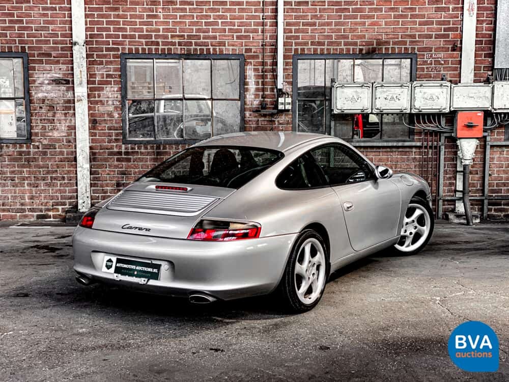 Porsche 911 Carrera 996 3.6 320 PS 2002 YOUNGTIMER.