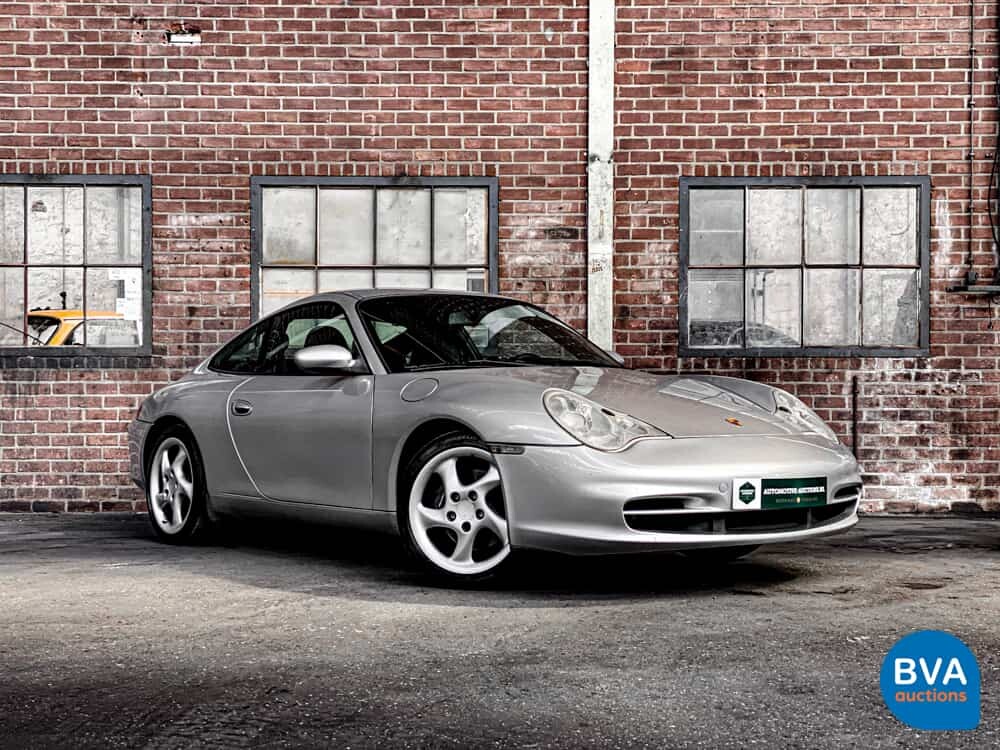 Porsche 911 Carrera 996 3.6 320 PS 2002 YOUNGTIMER.
