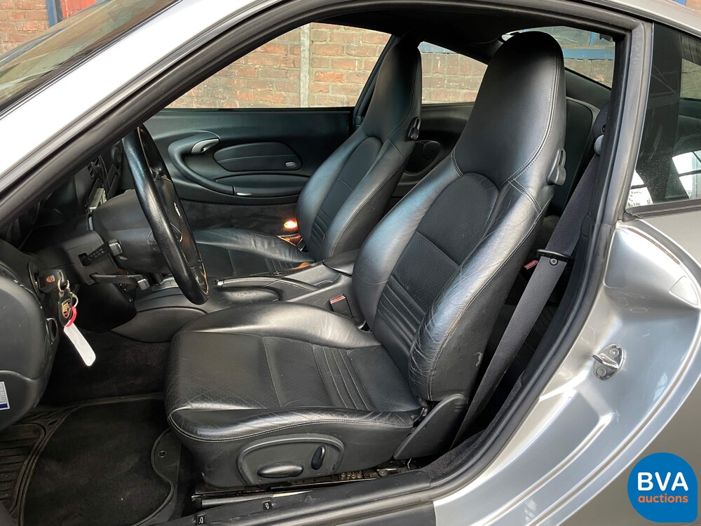 Porsche 911 Carrera 996 3.6 320 PS 2002 YOUNGTIMER.