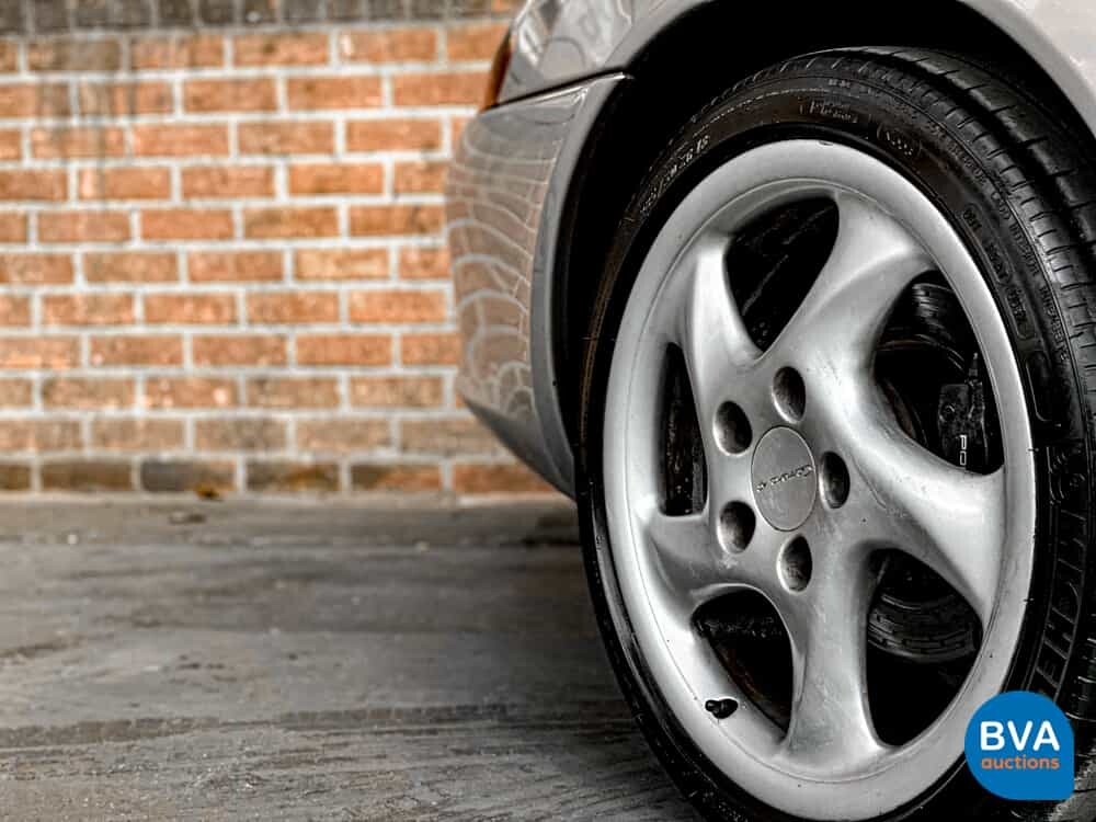 Porsche 911 Carrera 996 3.6 320 PS 2002 YOUNGTIMER.