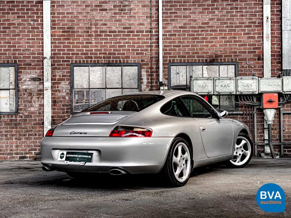 Porsche 911 Carrera 996 3.6 320 PS 2002 YOUNGTIMER.