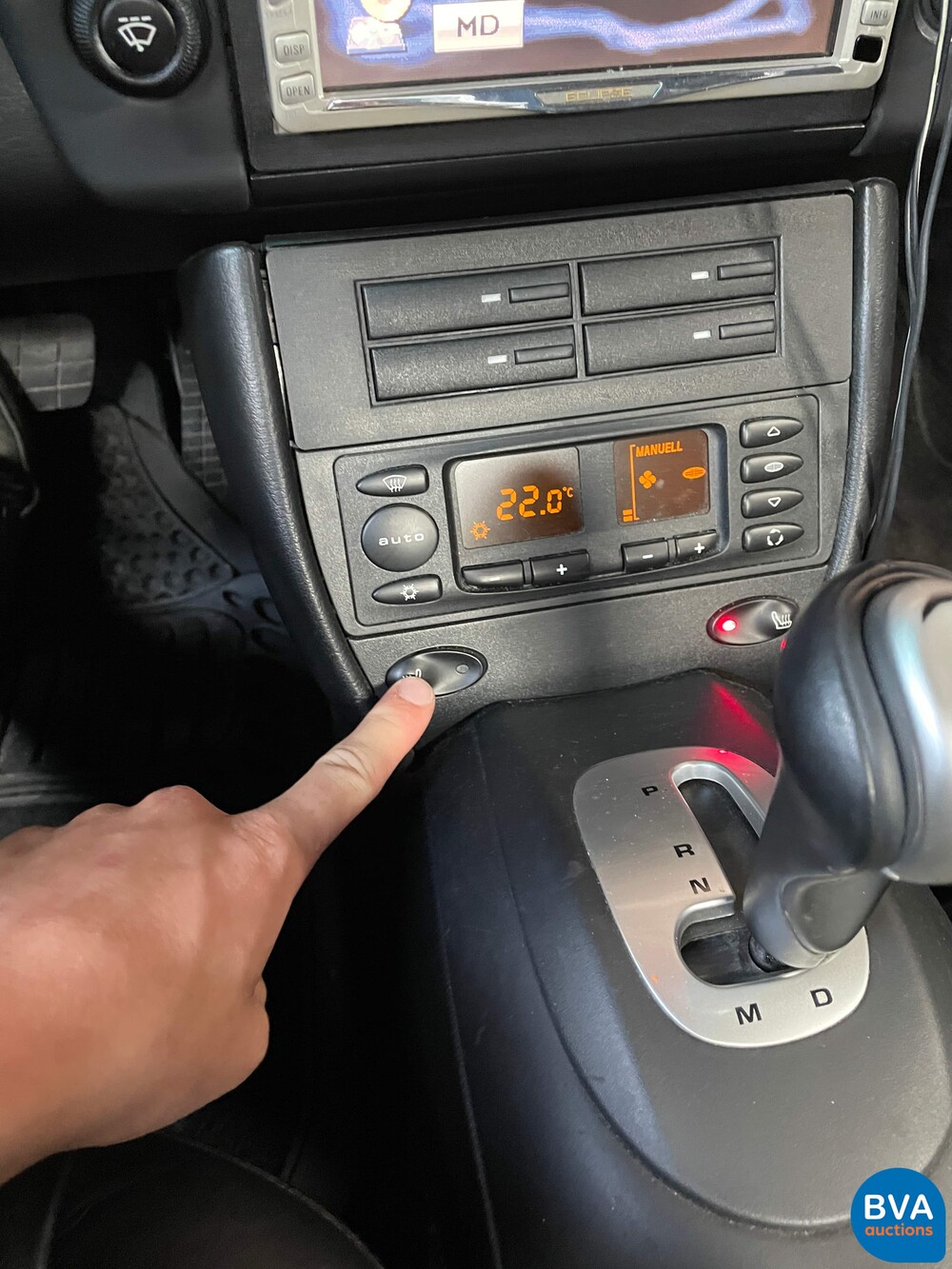 Porsche 911 Carrera 996 3.6 320 PS 2002 YOUNGTIMER.