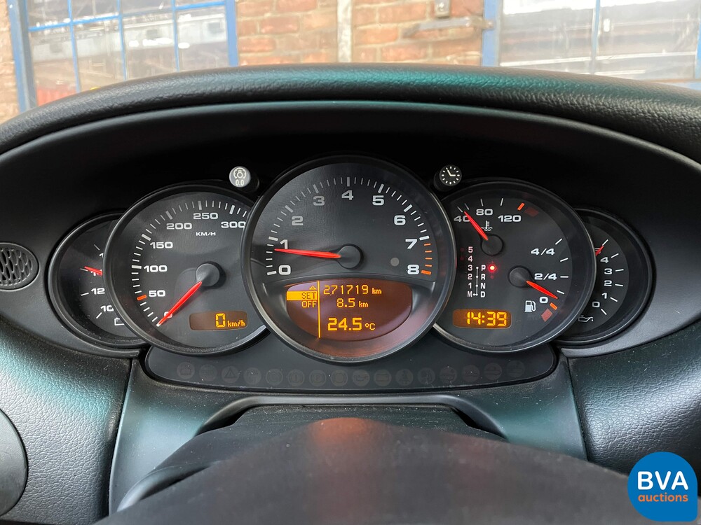 Porsche 911 Carrera 996 3.6 320 PS 2002 YOUNGTIMER.