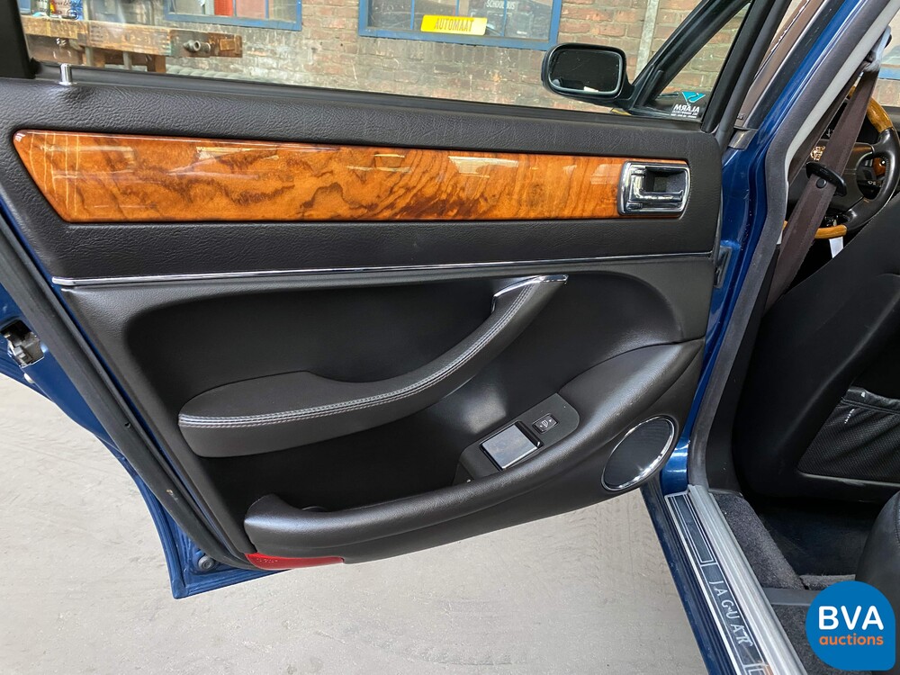 Jaguar XJ 4.0 Sport 241pk -Org.NL- 1996, NP-SB-10