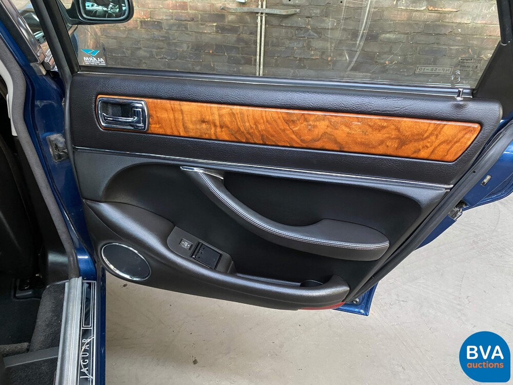 Jaguar XJ 4.0 Sport 241pk -Org.NL- 1996, NP-SB-10