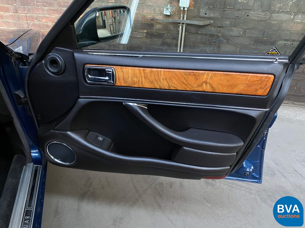 Jaguar XJ 4.0 Sport 241pk -Org.NL- 1996, NP-SB-10