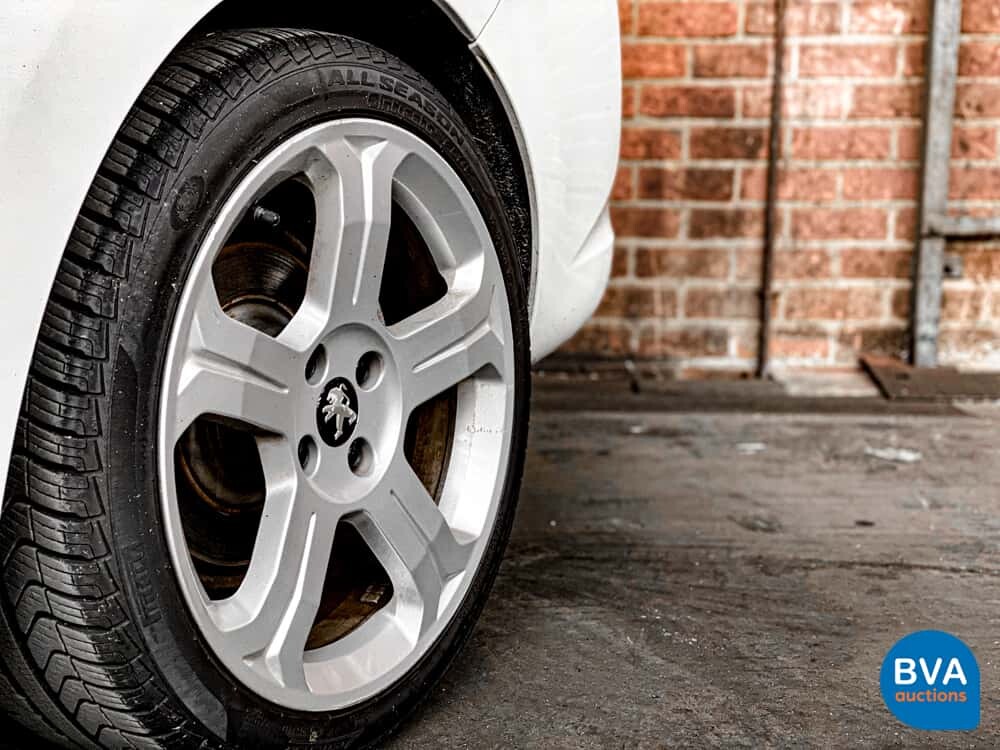 Peugeot 308CC1.6 THP 200 PS 2012 Cabriolet, XP-746-J.