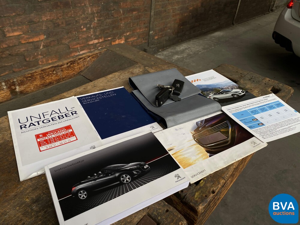 Peugeot 308CC1.6 THP 200 PS 2012 Cabriolet, XP-746-J.