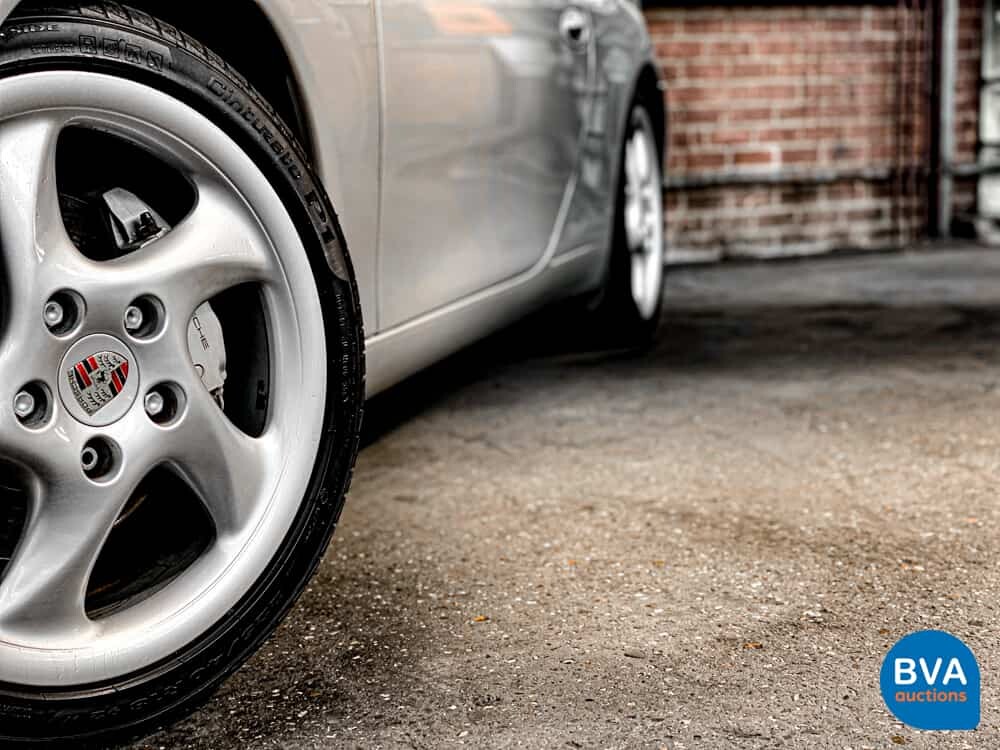 Porsche 911 Carrera 4 996 3.4 300 PS 2000 YOUNGTIMER.